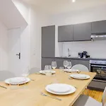 Apartman Amazing 2br6p - Bastillevoltaire