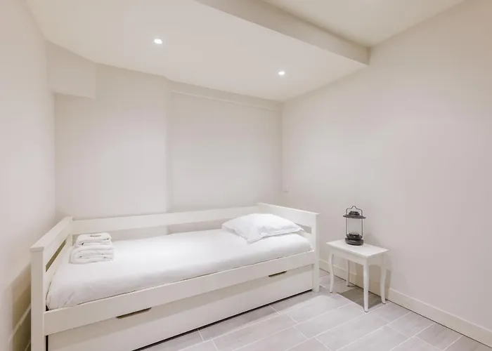 Amazing 2br6p - Bastillevoltaire